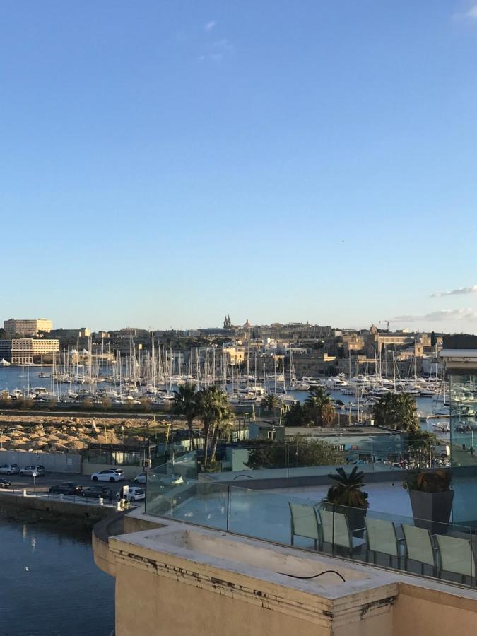 Point - Sir William Reid Lägenhet Gzira Exteriör bild